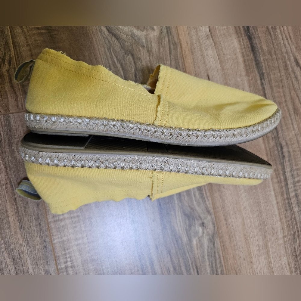 Vionic Laguna Casual Slip-on Loafer - Picture 14 of 16